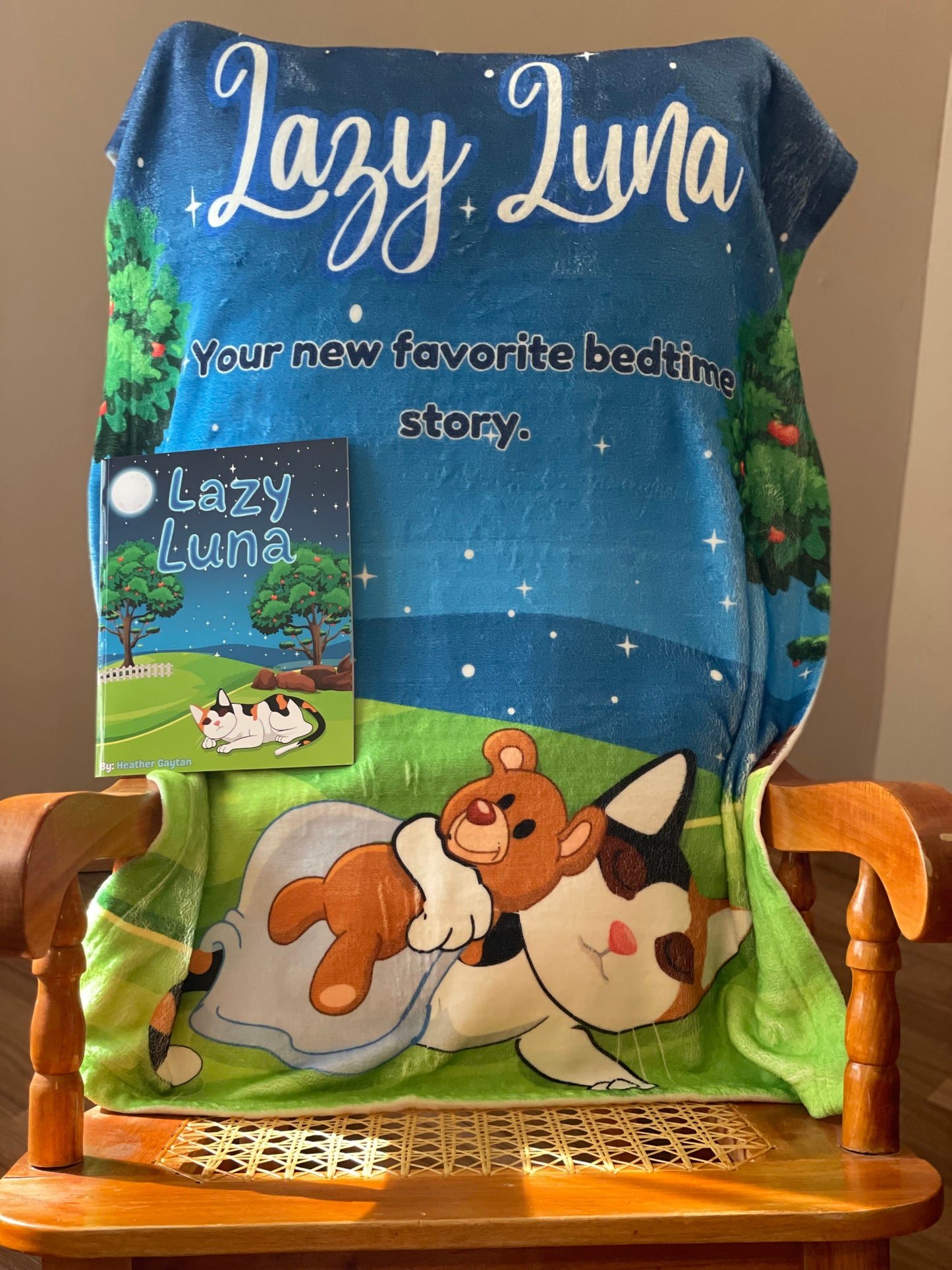 Lazy Luna Plush Blanket — Soft Velveteen Throw for Babies & Toddlers